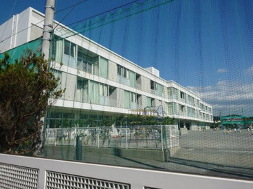 逗子市立逗子小学校の画像1