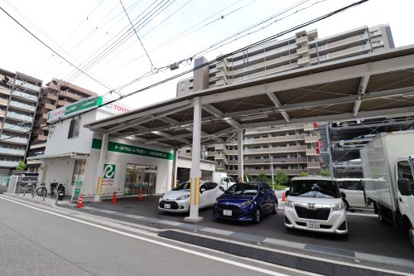 トヨタレンタリース JR尼崎駅南口店の画像1