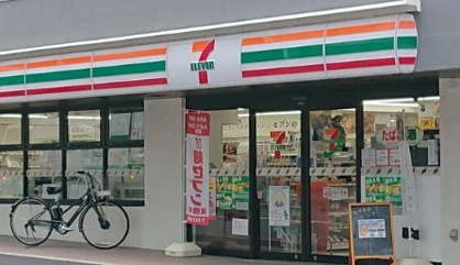 セブンイレブン 市谷砂土原町店の画像1