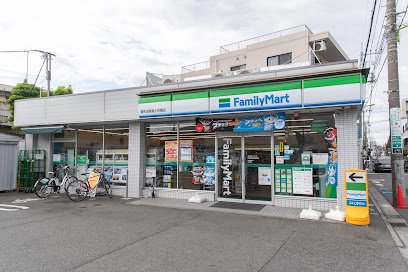 ファミリーマート 調布成城富士見橋店の画像1