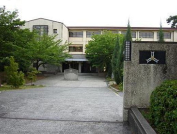 西宮市立　甲陵中学校の画像1
