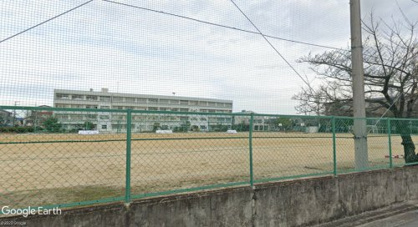 寝屋川市立第五中学校の画像1