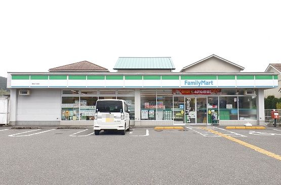 ファミリーマート 高知介良店の画像