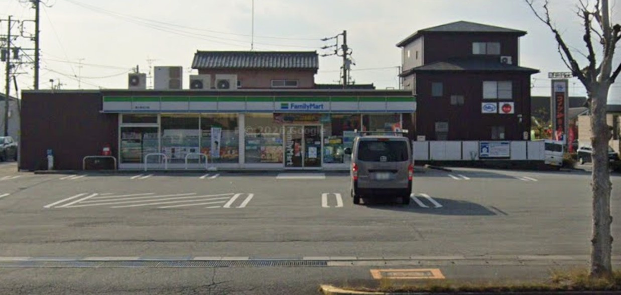 ファミリーマート