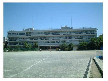 国分寺市第二中学校の画像1