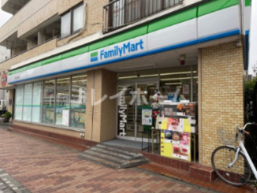 ファミリーマート萩中三丁目店の画像1