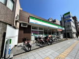 ファミリーマート