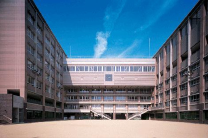 京都市立　京都御池中学校の画像2