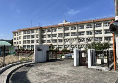 豊中市立第十一中学校の画像1