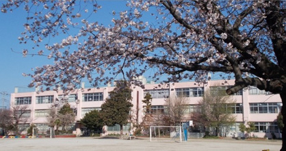 新座市立西堀小学校の画像1