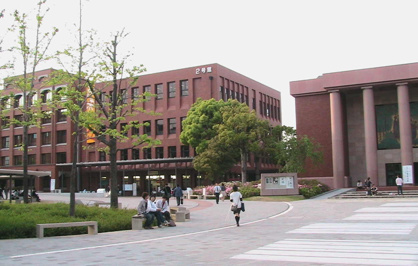 龍谷大学（深草キャンパス）の画像2