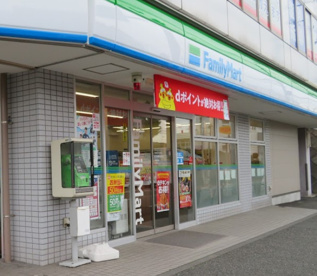 ファミリーマート　いずみ踊場駅前店の画像1