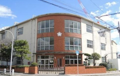 豊中市立南桜塚小学校の画像1