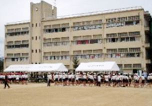 伊丹市立 瑞穂小学校の画像1