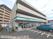 ファミリーマート 魚住四丁目店