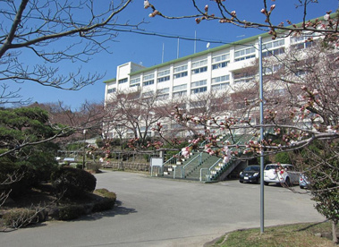 川西市立川西南中学校の画像1