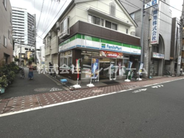 ファミリーマート 西糀谷四丁目店の画像1