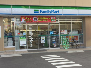 ファミリーマート 上前津店の画像1