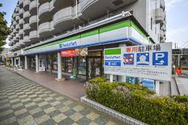 ファミリーマート 小手指四丁目店の画像1