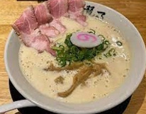鶏そば啜る 伏見はなれ