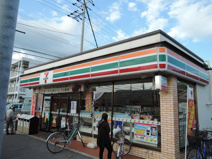 セブンーイレブン 東大阪下六万寺町店