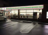 セブンイレブン 名古屋市場木町店