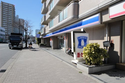 ローソン 横須賀日の出町三丁目店の画像1
