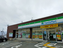 ファミリーマート 箕面新稲店の画像1