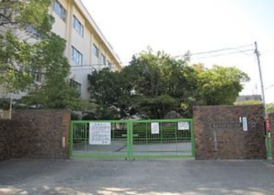 尼崎市立 武庫庄小学校の画像1