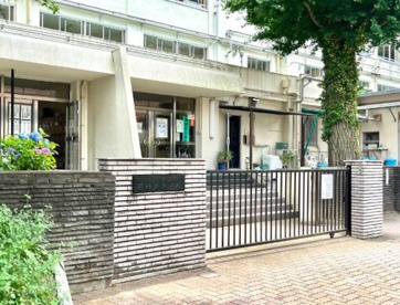 練馬区立石神井中学校の画像1