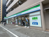 ファミリーマート 日進町店