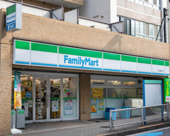 ファミリーマート 三田聖坂下店の画像1