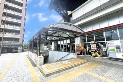 二条駅(地下鉄東西線)の画像1