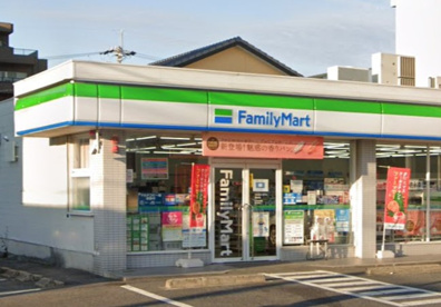 ファミリーマート 菱池店の画像1