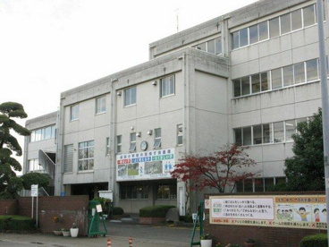 成田星宮小学校の画像1