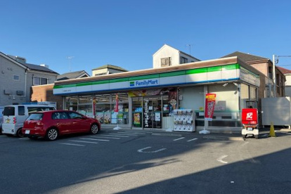 ファミリーマート 小金井農工大通り店の画像1