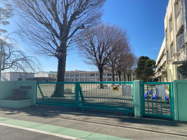 調布第三小学校の画像1