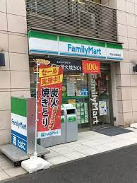 ファミリーマート 千駄ヶ谷鳩森店の画像1