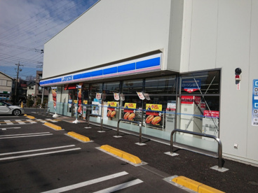 ローソン 足立江北七丁目店の画像1