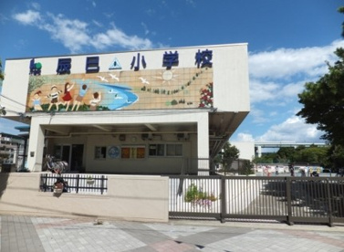 江東区立 辰巳小学校の画像2