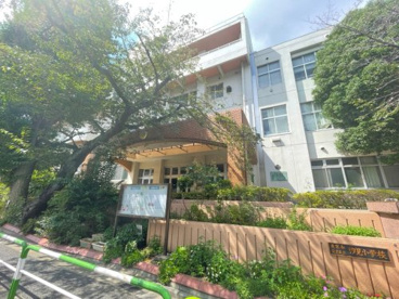 文京区立汐見小学校の画像1