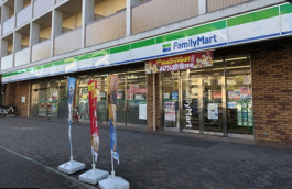 ファミリーマート 神戸上沢駅前店