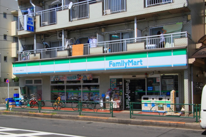 ファミリーマートまるいし八幡山店 の画像1