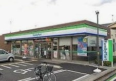 ファミリーマート さいたま栄和五丁目店の画像1