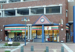 セブンイレブン JR兵庫駅前店