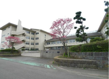 綾瀬市立春日台中学校の画像1