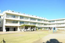 調布市立布田小学校