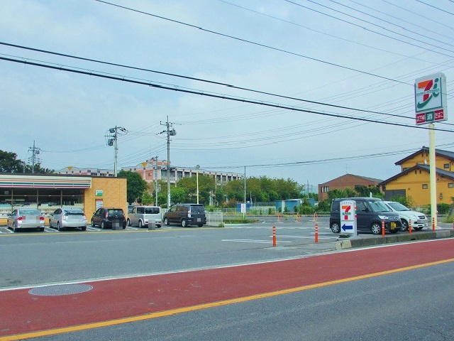 セブンイレブン 加須平成中学校前店の画像