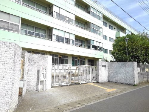 川口市立在家中学校の画像