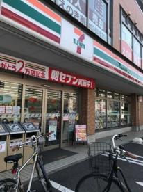 セブンイレブン 世田谷榎店の画像1